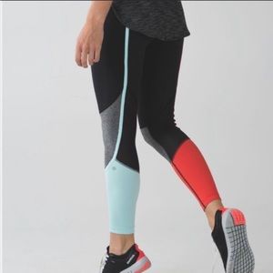 Lululemon pedal to the medal 7/8 tight size 6